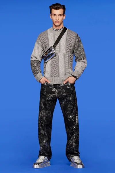 Look 19